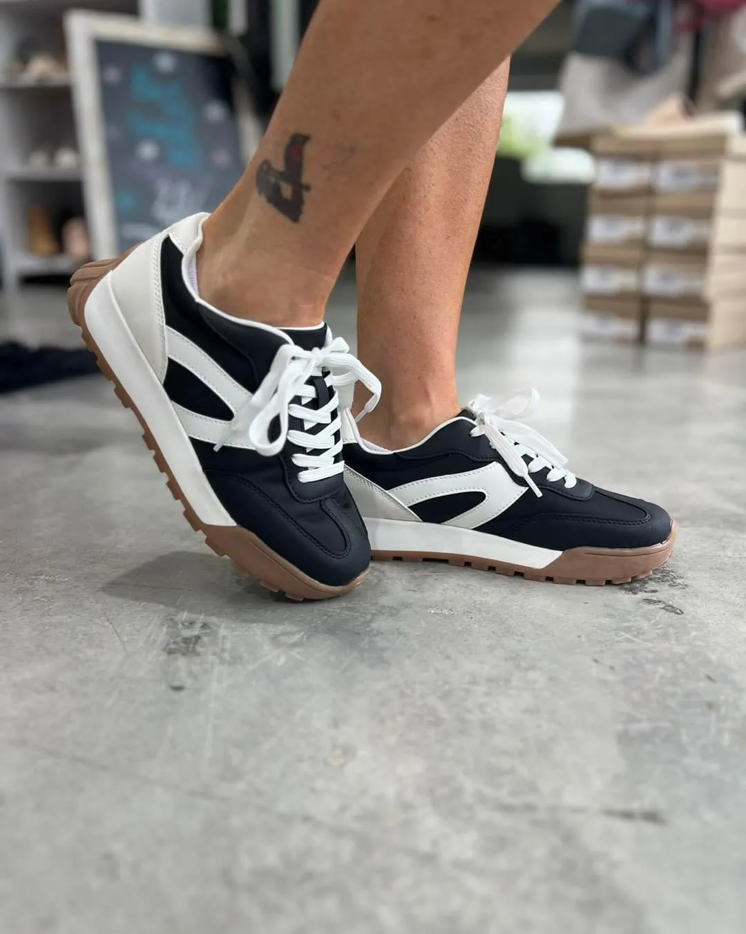 Minka Sneakers