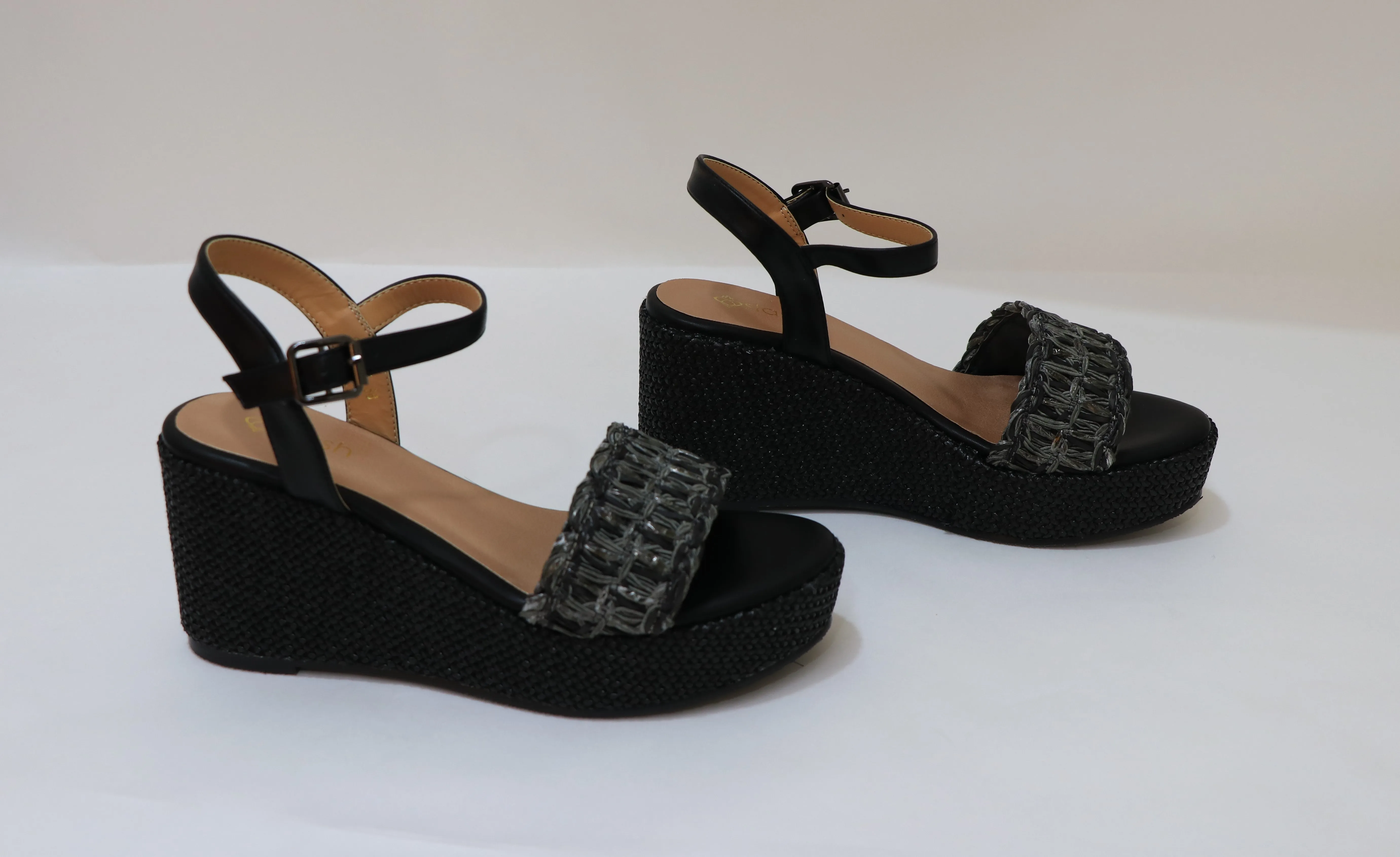 SLASH Rock Sandals